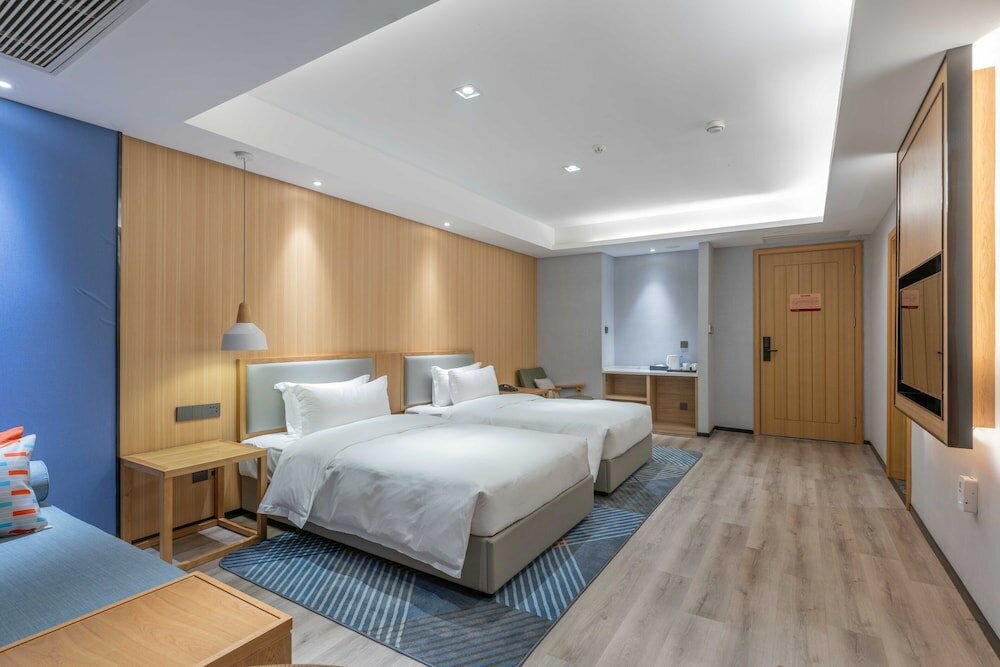 Фото Holiday Inn Express Huangshi Cihu Lake, an Ihg Hotel