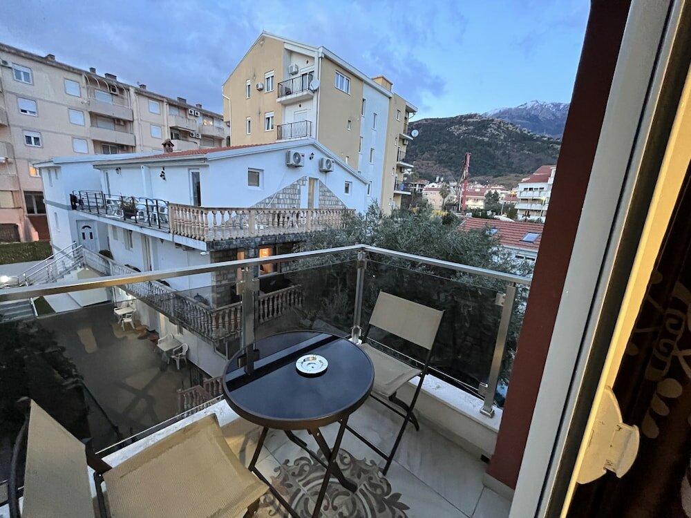 Фото Апарт-отель Pearl Apartments