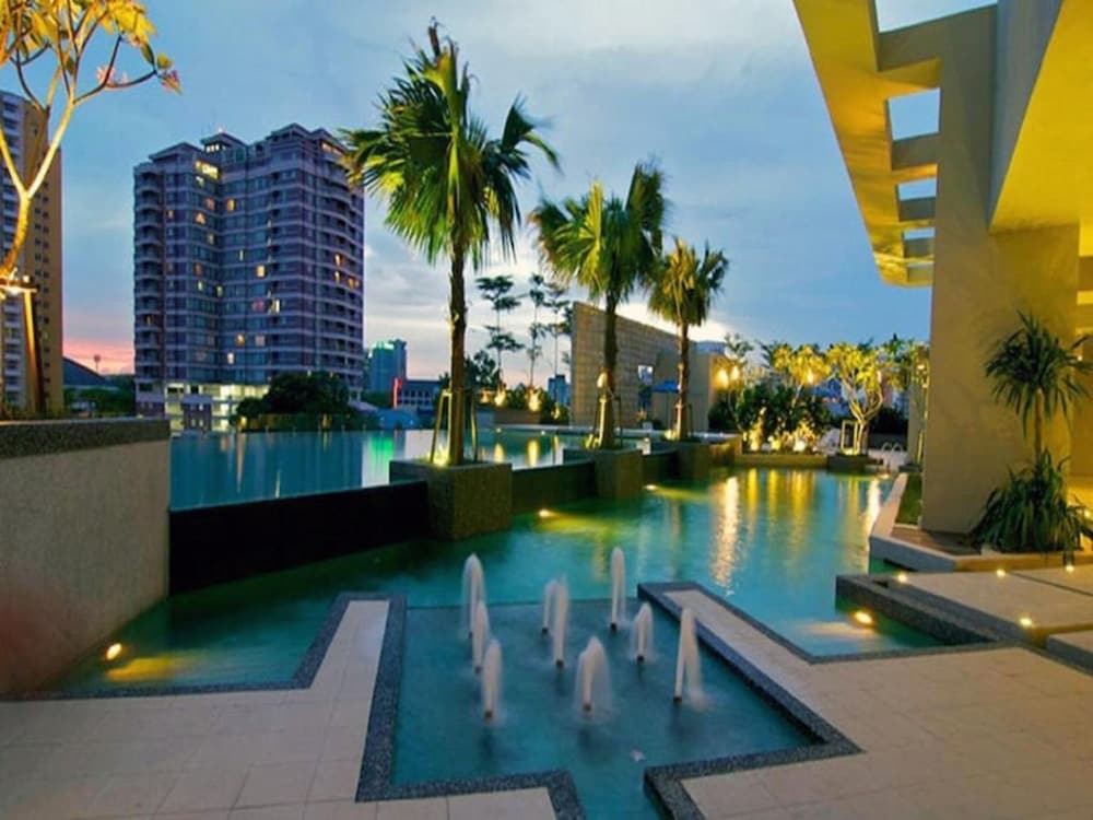 Фото Swiss Garden Residences Kuala Lumpur