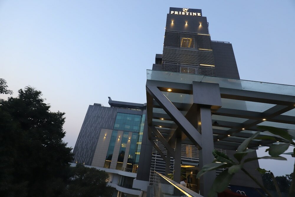 Фото The Pristine Hotel Kanpur