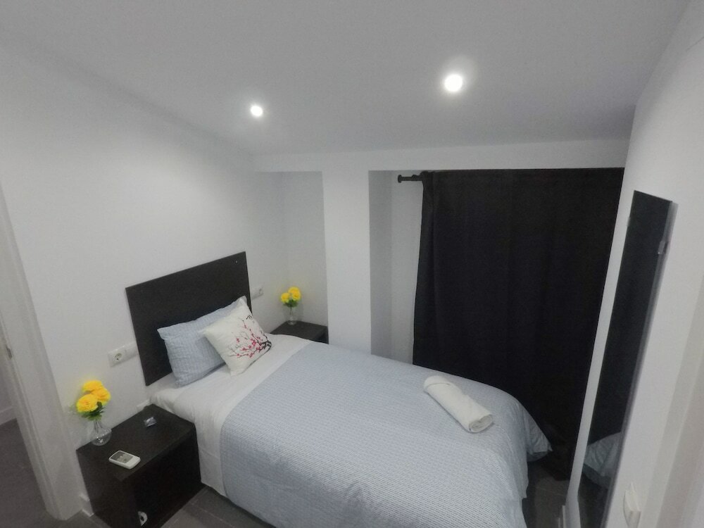 Фото A&z Frailes - Auto check-in property