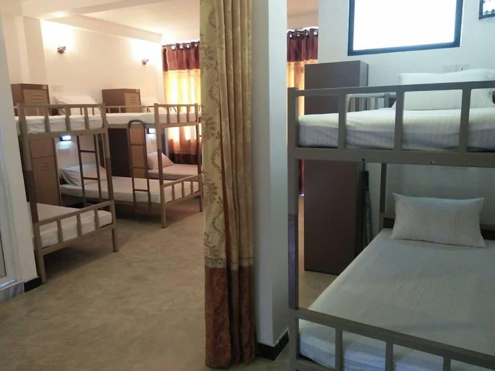 Фото Space Garden Hostel Mirissa - Adults Only