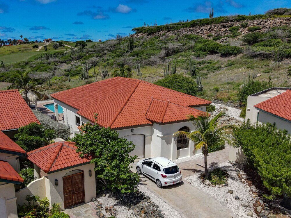 Фото New Gorgeous Listing With Hot Tub& Golf Course View! in Tierra del Sol!