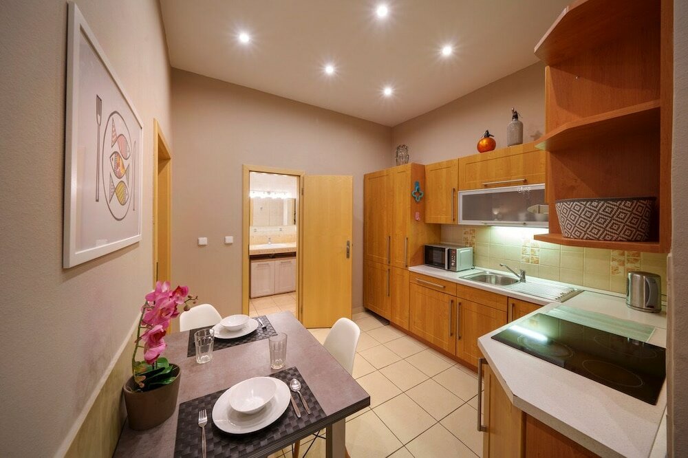 Фото Dlouhá Apartment with balcony