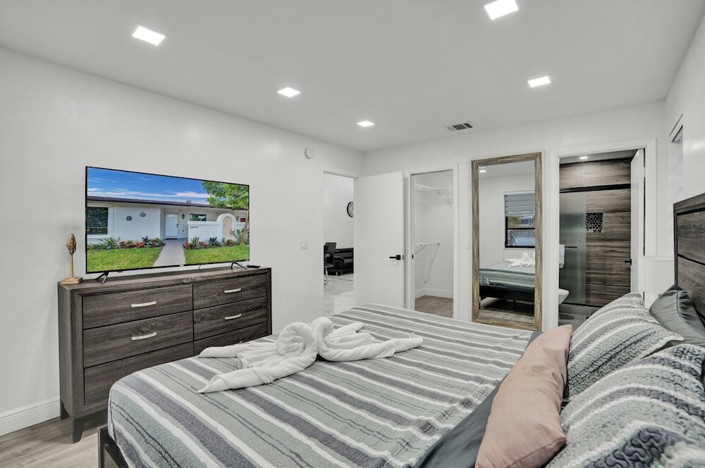 Фото The Lake House in Fort Lauderdale