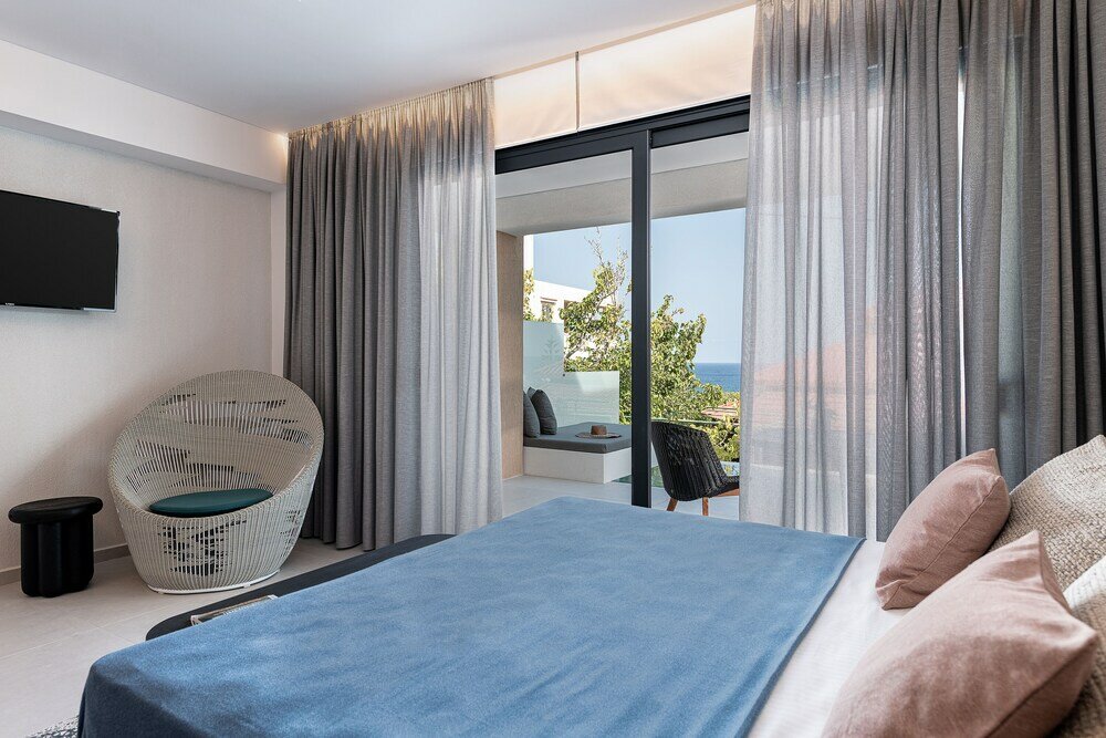 Фото Nuovo Luxury Suites