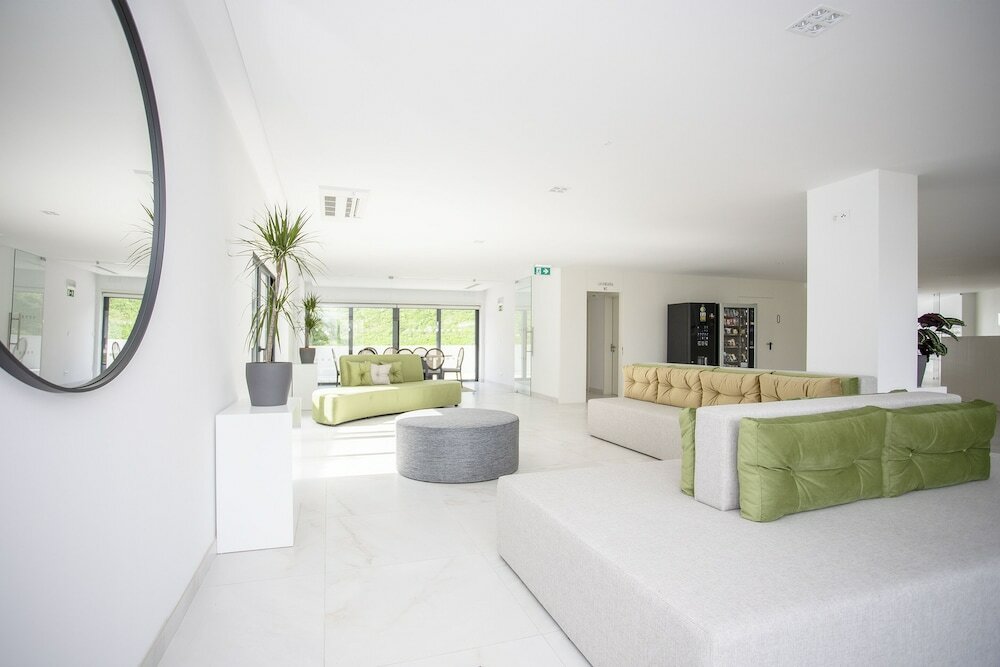 Фото Liiiving in Porto - Dragão Pool View