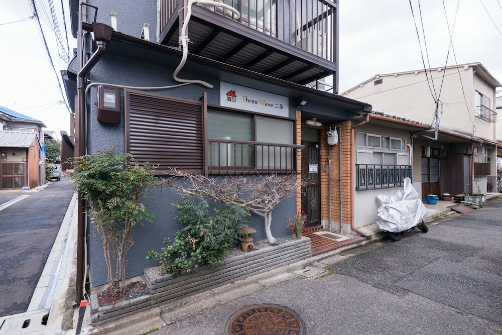 Фото Three Wave Nijo