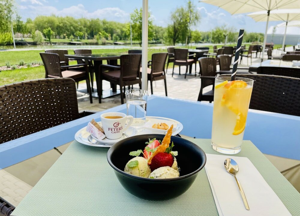 Фото Gyirmót Sport&Wellness Hotel