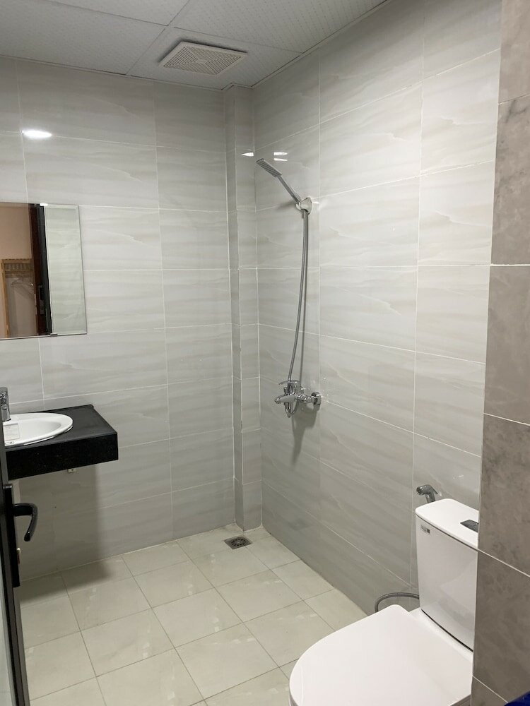 Фото Apricot Garden Hotel