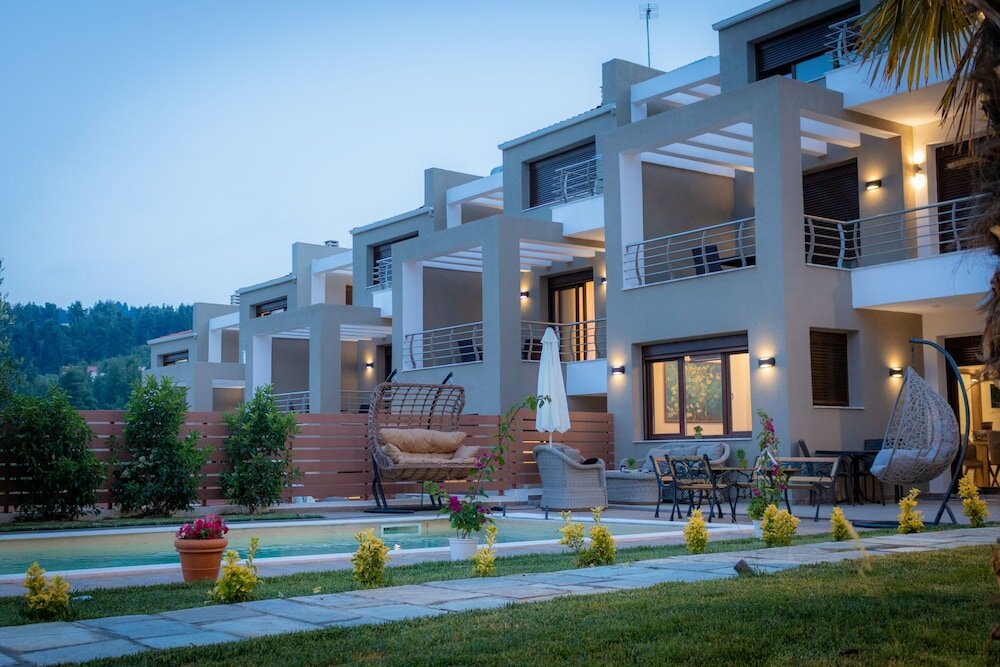 Фото Pefkohori Golden Mountain Beach Resort