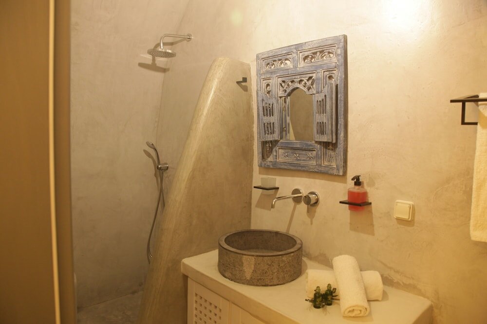 Фото My Bozer Cave Villa