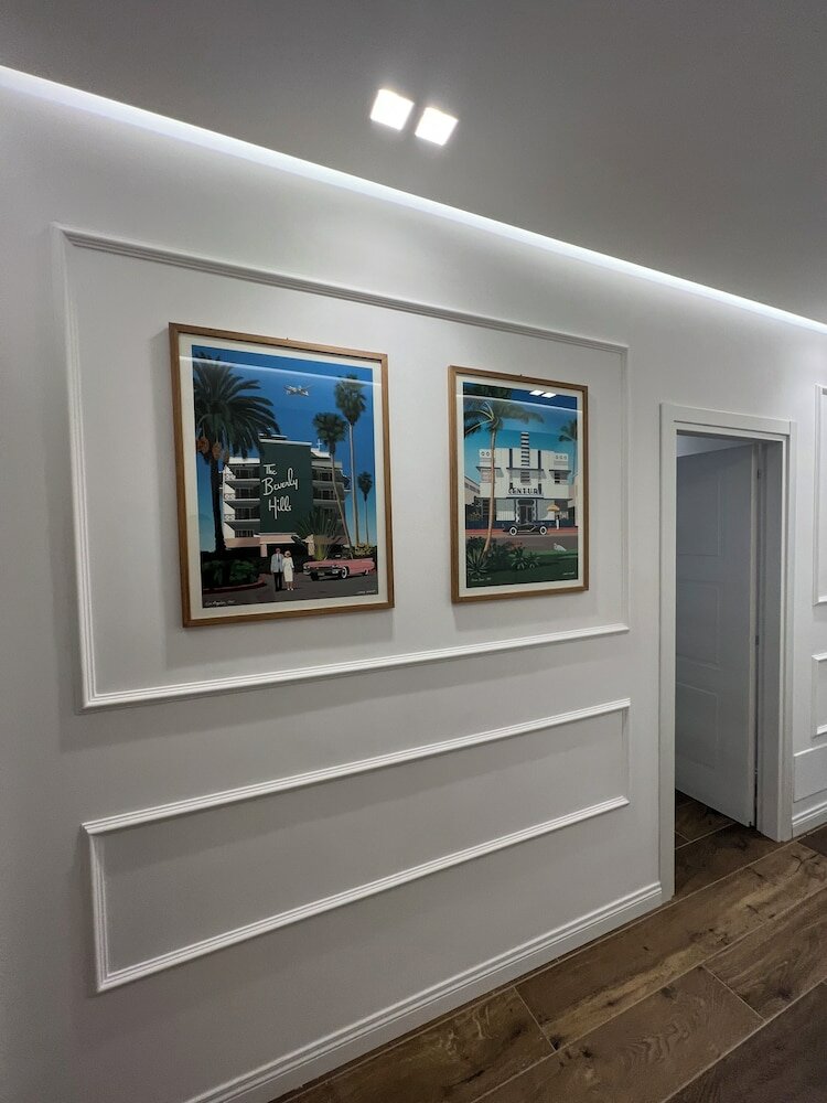 Фото Riviera Suites