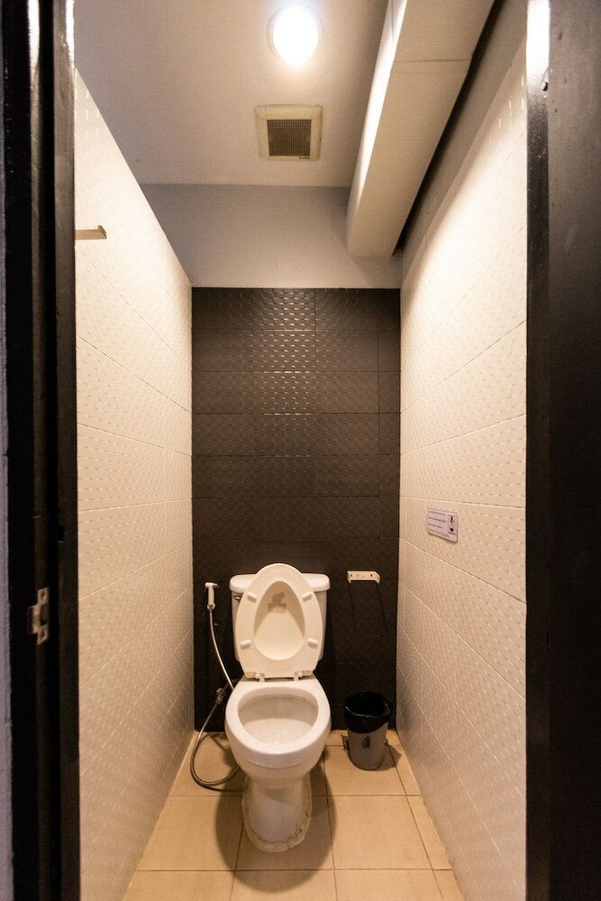 Фото Sunny Hostel Chiangmai @Tha Pae