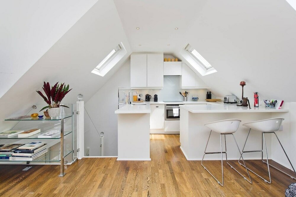 Фото Beautiful 2 Bed W Roof Terrace in Holland Park