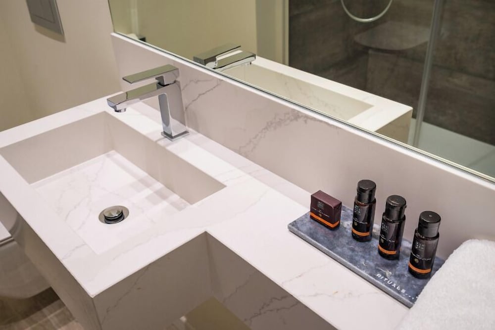 Фото Fresh Velazquez Apartments