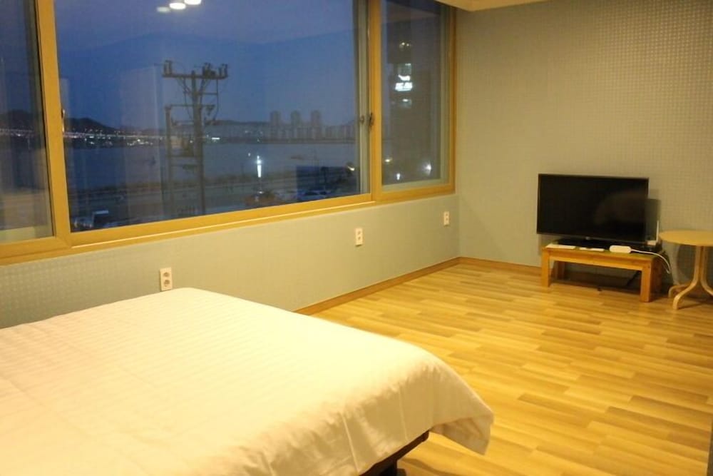 Фото Bexco Hostel B&b
