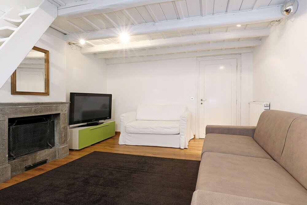 Фото Monserrato Apartment