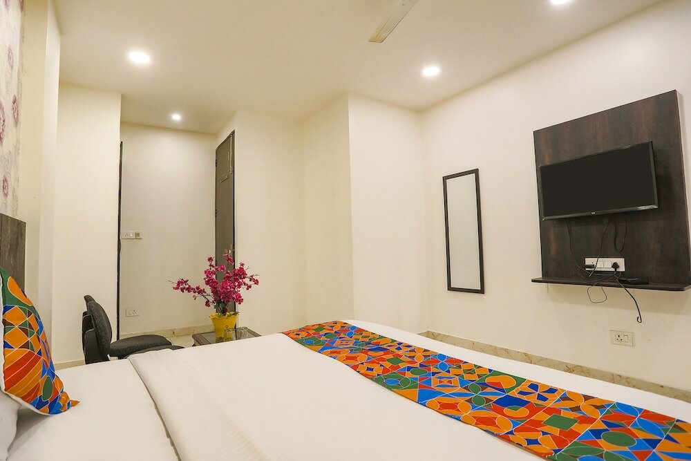 Фото Fabhotel Royal Galaxy I