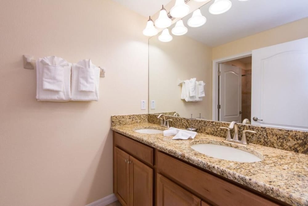 Фото Storey Lake Resort Vacation Home