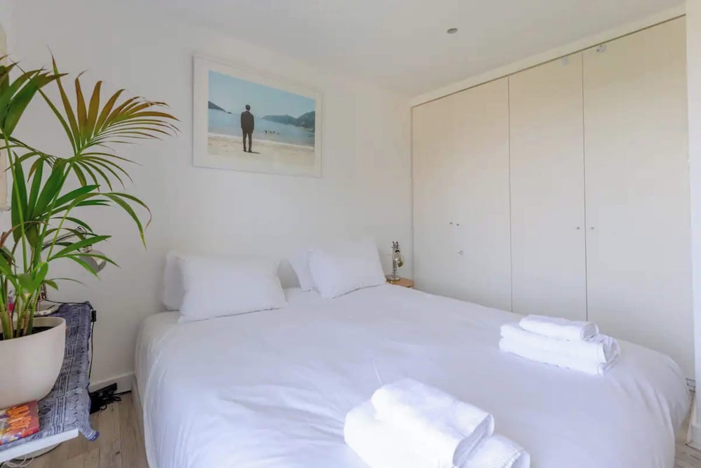 Фото Quirky & Serene 2bd Flat in Dalston