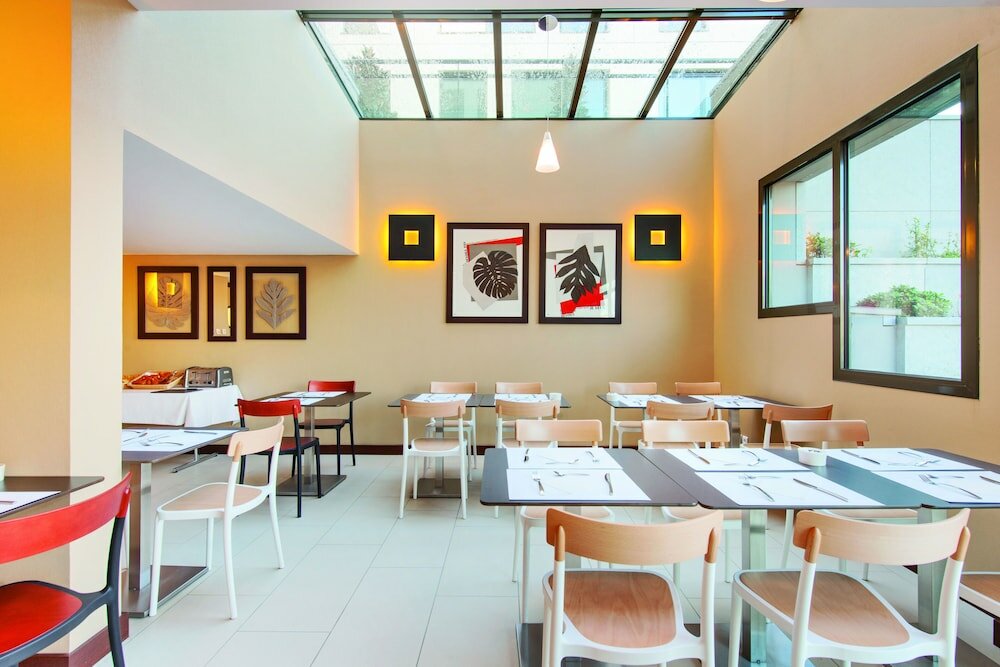 Фото Hotel Lyon Métropole