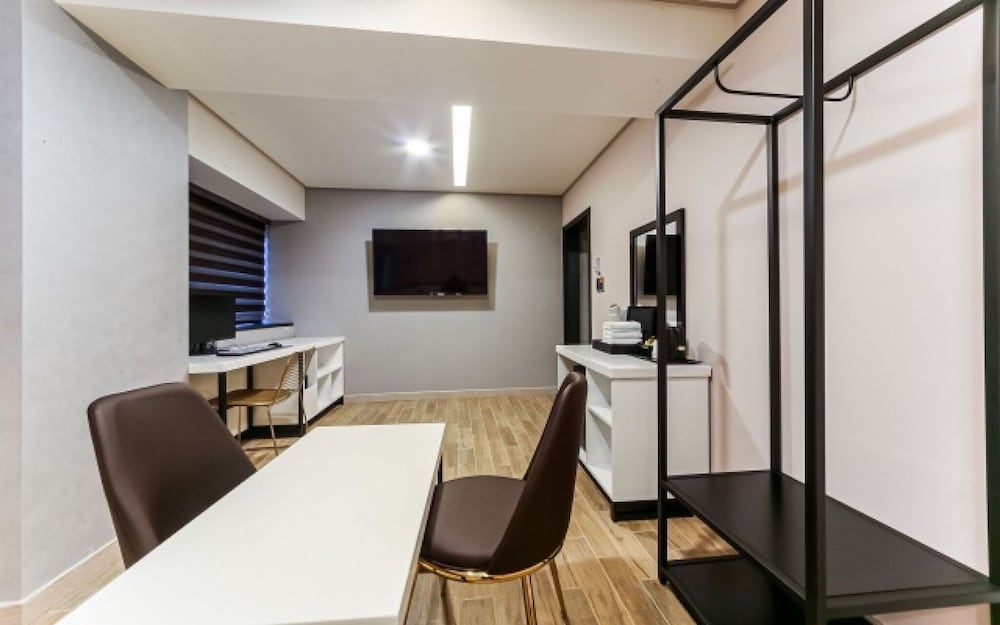 Фото Busan Haeundae Flos Hotel