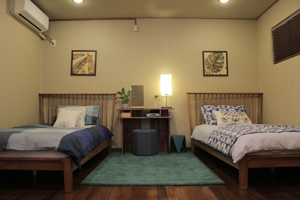 Фото Slow Tree House Hongdae - Caters to Women