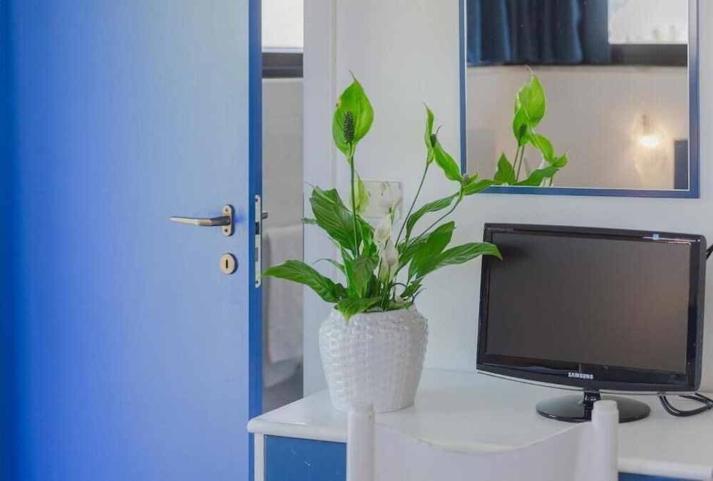 Фото Bike Garnì Villa Maria Torbole