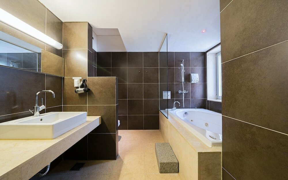 Фото Yeoksam Bare