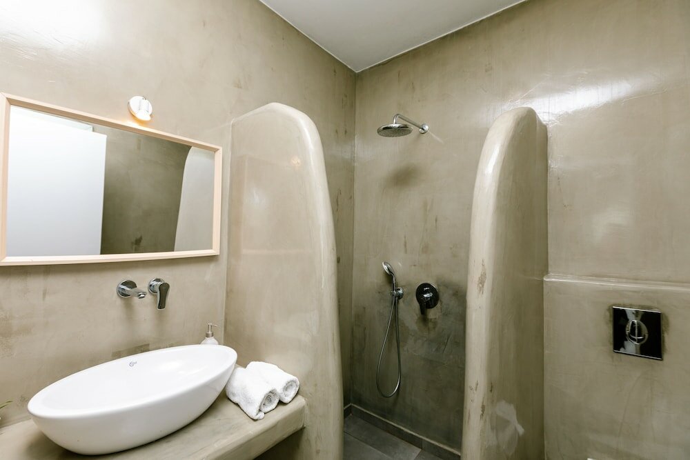 Фото White Element