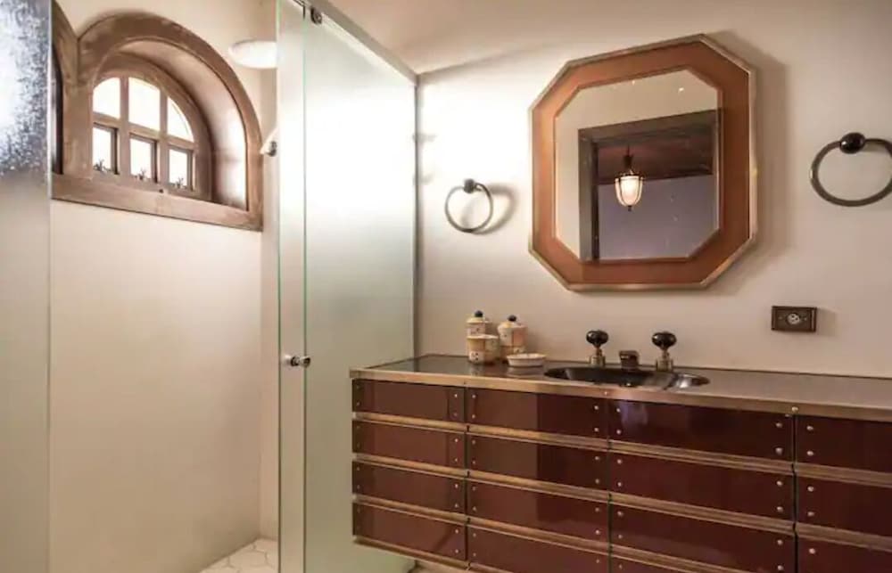 Фото Aconchegante Mansão em Campos do Jordão