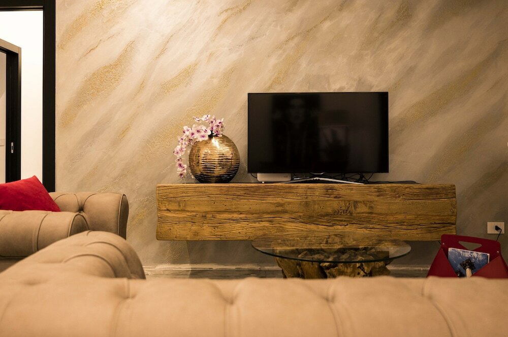 Фото VipVerona Luxury Apartment