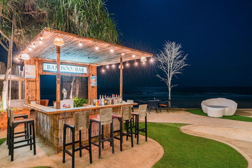 Фото Wora Bura Hua Hin Resort & Spa