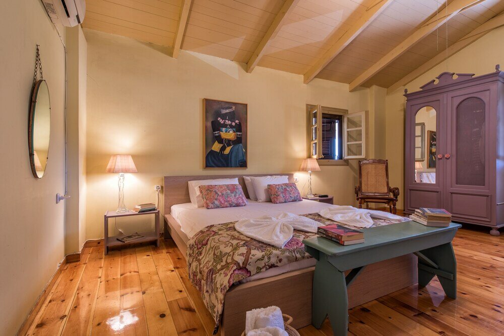 Фото Sarakino The House of Literature