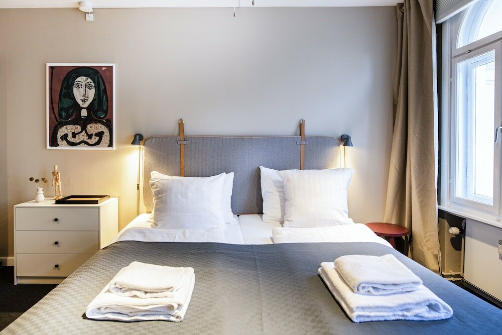 Фото By the Square - Into This Place