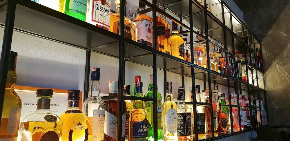 Фото Metro Hotel Tirana