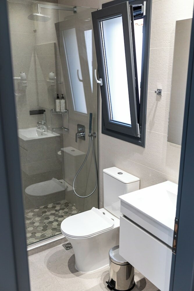 Фото Rafkon Luxury Apartments - Myrina