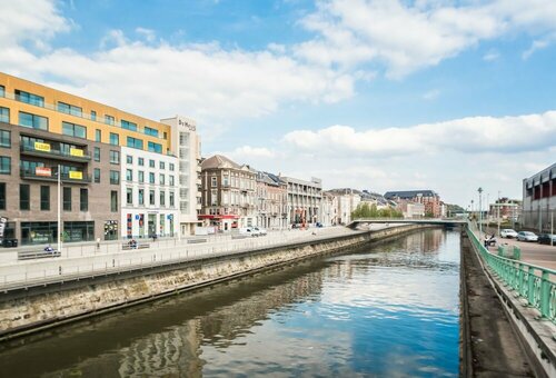 Гостиница Auberge Jeunesse Charleroi Youth Hostel в Шарлеруа