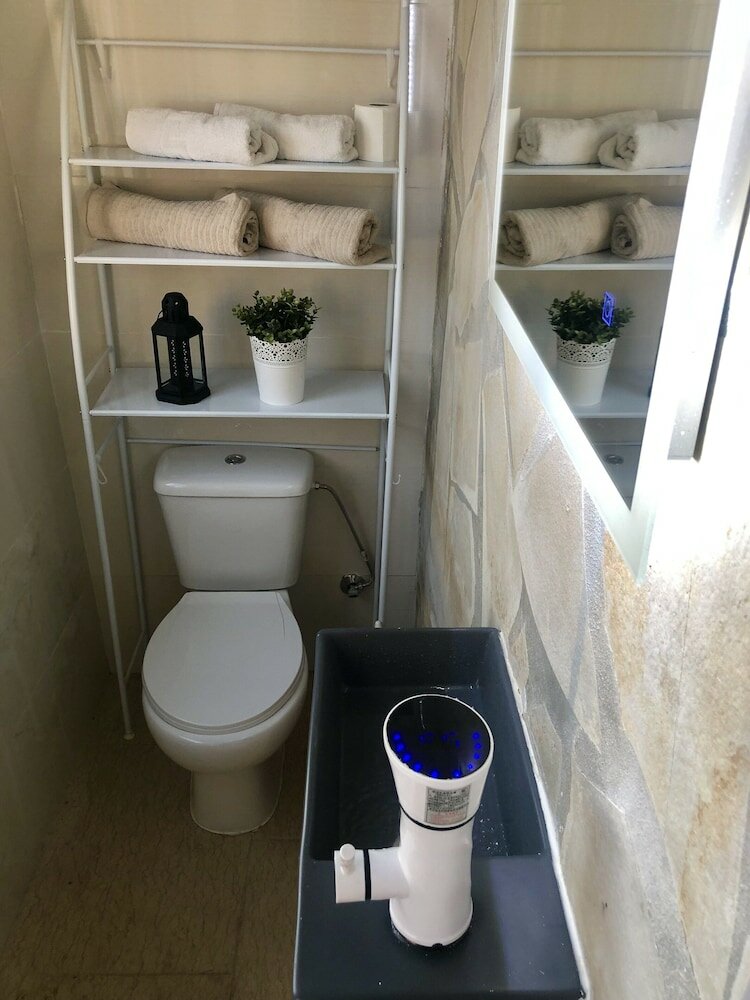 Фото Rooms in Seafront Villa