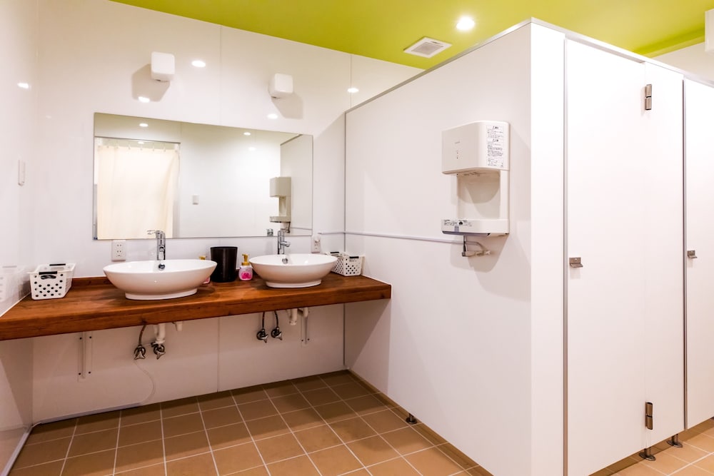 Фото Cabin Hotel Mr. Kinjo in Ishigaki 58 - Hostel