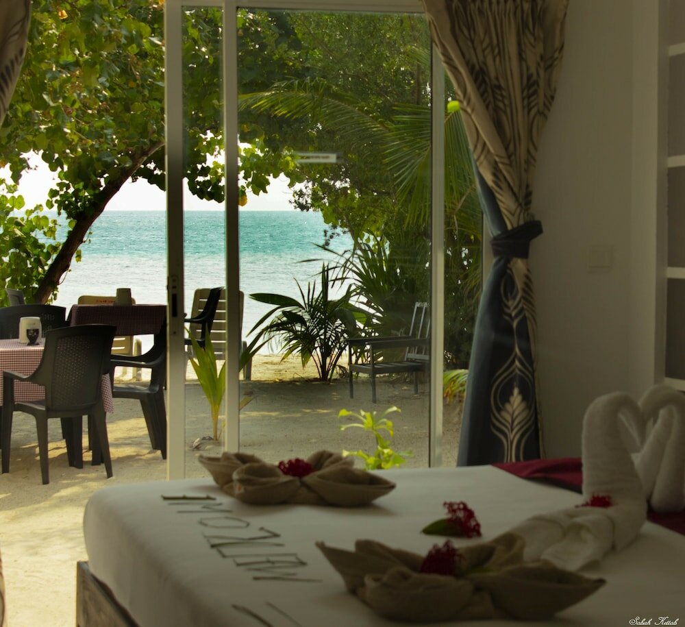 Фото Crown Beach Villas
