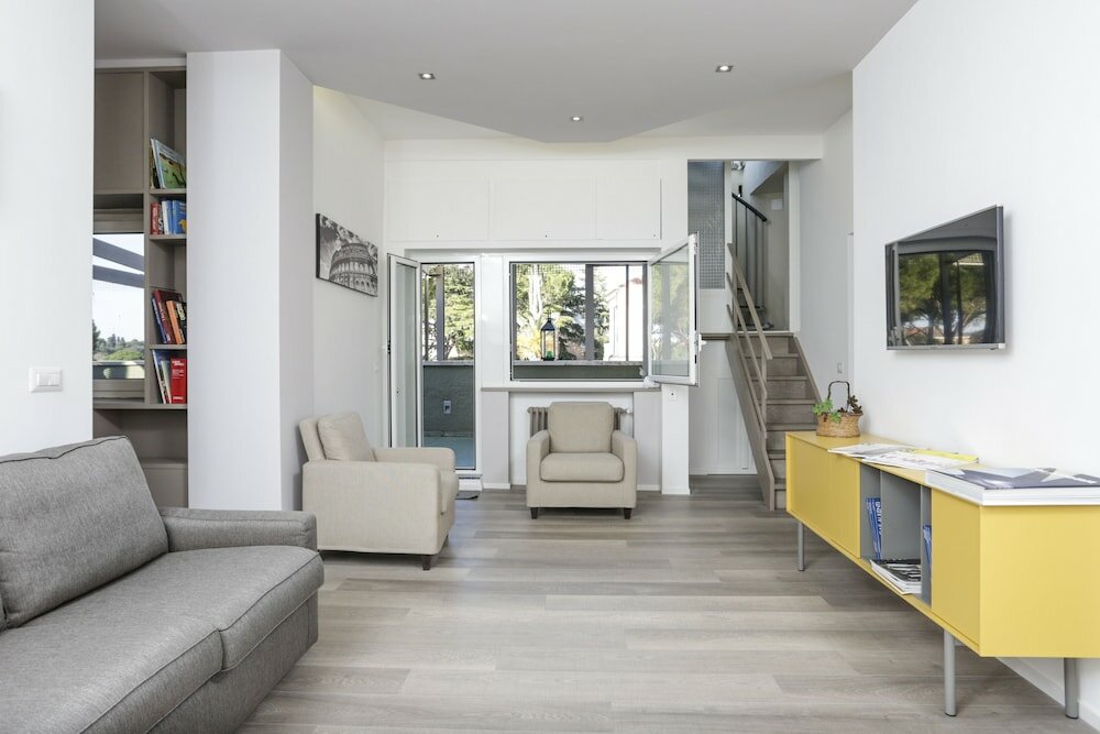 Фото Wonder Penthouse Attic