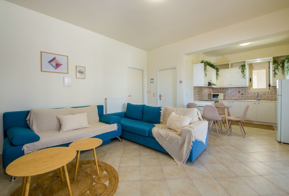 Фото Dione Apartment with Terrace near Kalathas beach