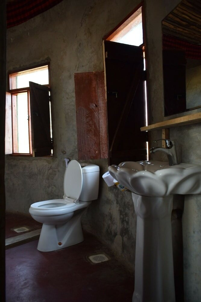 Фото Maasai Eco Boma Lodge