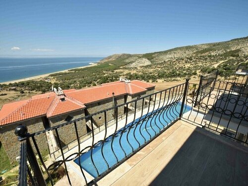 Гостиница Limnos Hotel