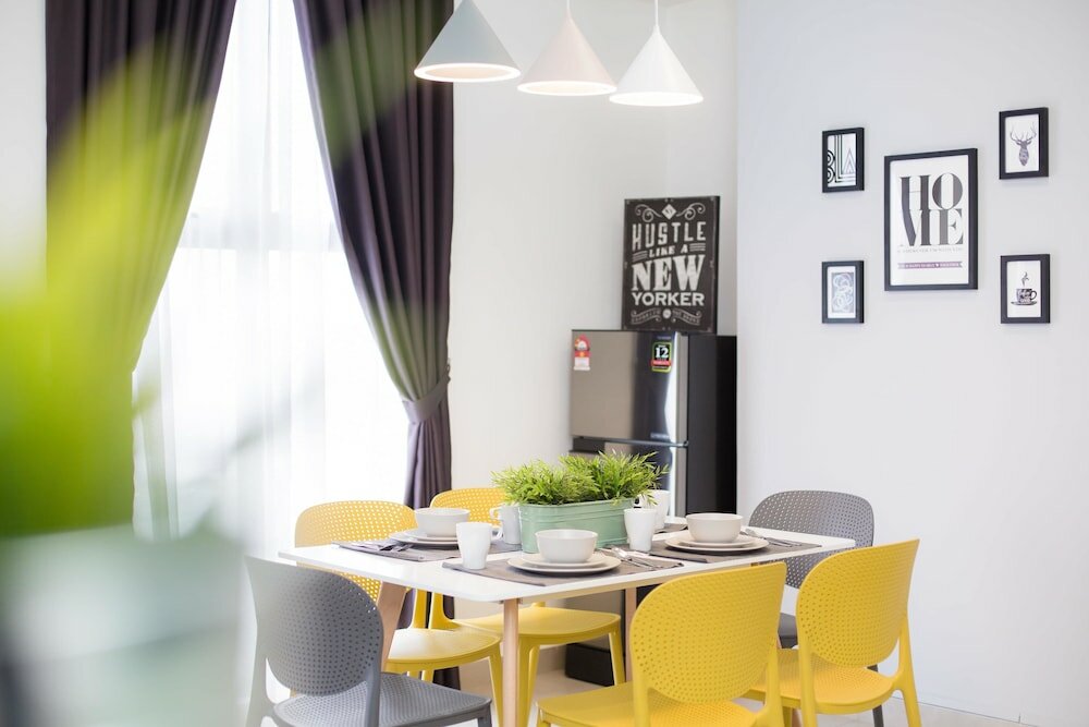 Фото Flexus Signature by Luxury Suites Asia