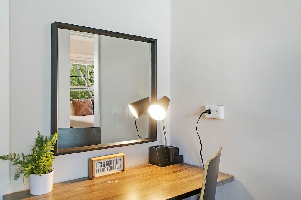 Фото Modern & Stylish 3br Apt in Rogers Park