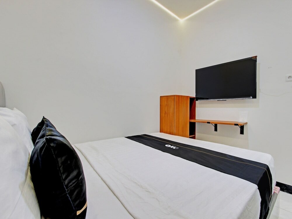 Фото Collection O 92972 Gaharu Hotel