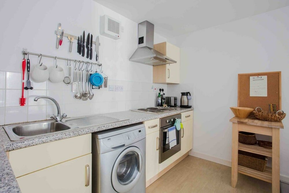 Фото Cosy & Comfortable 2 Bedroom in Hackney Shoreditch